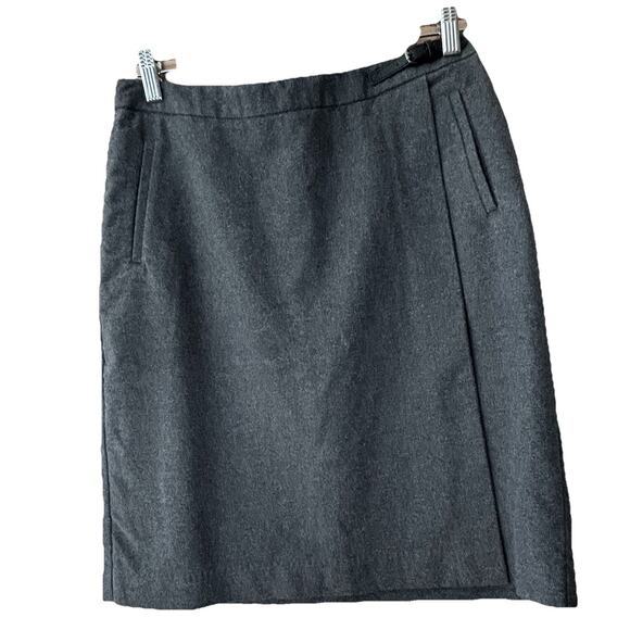 L L Bean Women’s Pencil Skirt Sz 6 Gray Faux Wrap Pockets Buckle Accent Cotton - Picture 1 of 5